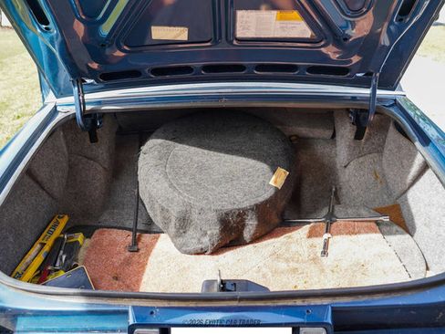 Used 1989 Cadillac Brougham RWD image 41