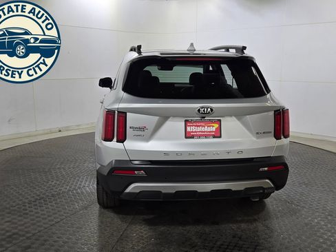 Used 2021 Kia Sorento SX Prestige AWD/4WD image 6