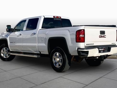 Used 2018 GMC Sierra 3500 Denali w/ Duramax Plus Package AWD/4WD image 12