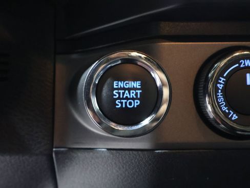 Used 2023 Toyota Tacoma TRD Sport w/ TRD Premium Sport Package AWD/4WD image 27