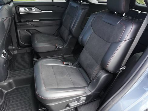 Used 2025 Ford Explorer ST w/ Sun And Sound Package AWD/4WD image 30