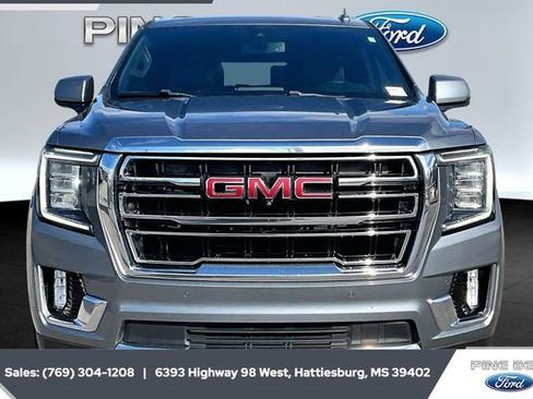 Used 2021 GMC Yukon SLT w/ SLT Luxury Plus Package image 3