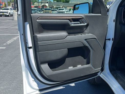 Used 2026 Chevrolet Silverado 1500 LT AWD/4WD image 9