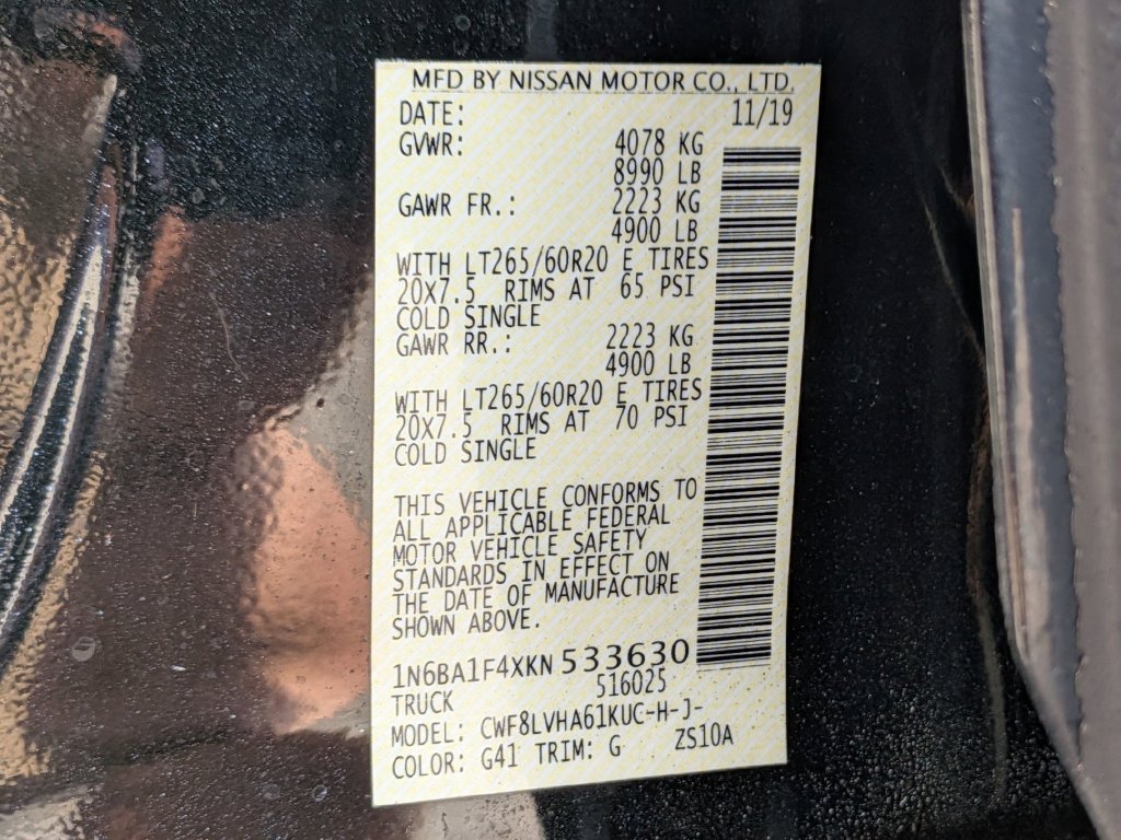 Used 2019 Nissan Titan SL w/ Midnight Edition AWD/4WD image 27