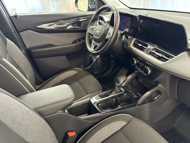Certified 2026 Chevrolet TrailBlazer LT w/ Convenience Package AWD/4WD image 27