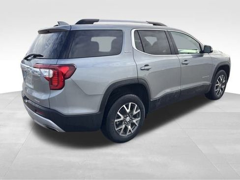 Certified 2023 GMC Acadia SLE w/ Driver Convenience Package image 5