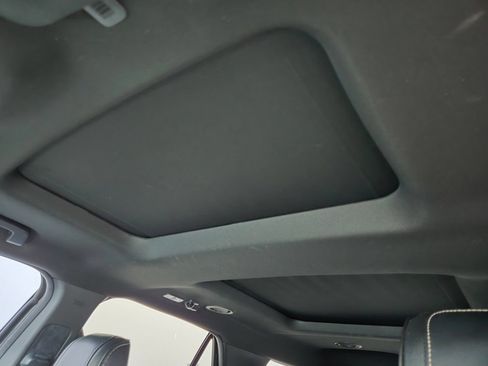 Used 2018 Ford Explorer Platinum AWD/4WD image 11