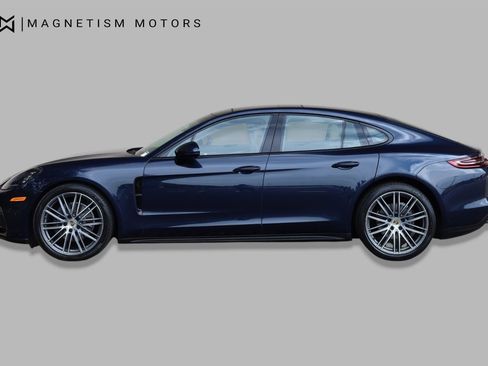 Used 2019 Porsche Panamera 4 AWD/4WD image 3