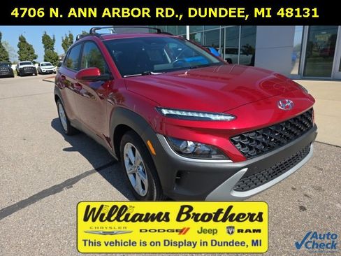 Used 2023 Hyundai Kona SEL image 3