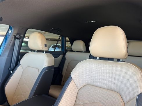 New 2026 Volkswagen Atlas Cross Sport SE image 12