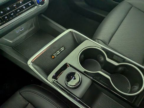 New 2026 Chevrolet Equinox LT w/ Convenience Package II image 28