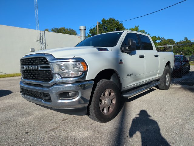 Used 2024 RAM 2500 Big Horn AWD/4WD image 3