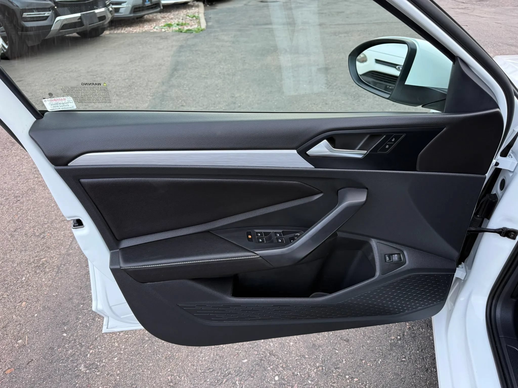 Used 2025 Volkswagen Jetta S FWD image 29