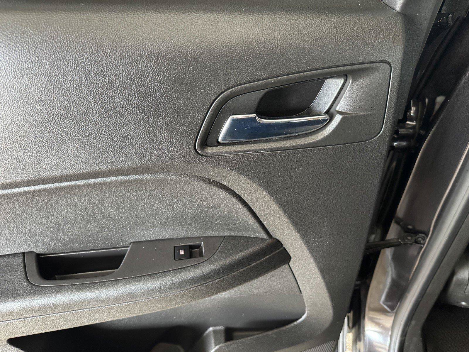 Used 2013 GMC Terrain SLT FWD image 31