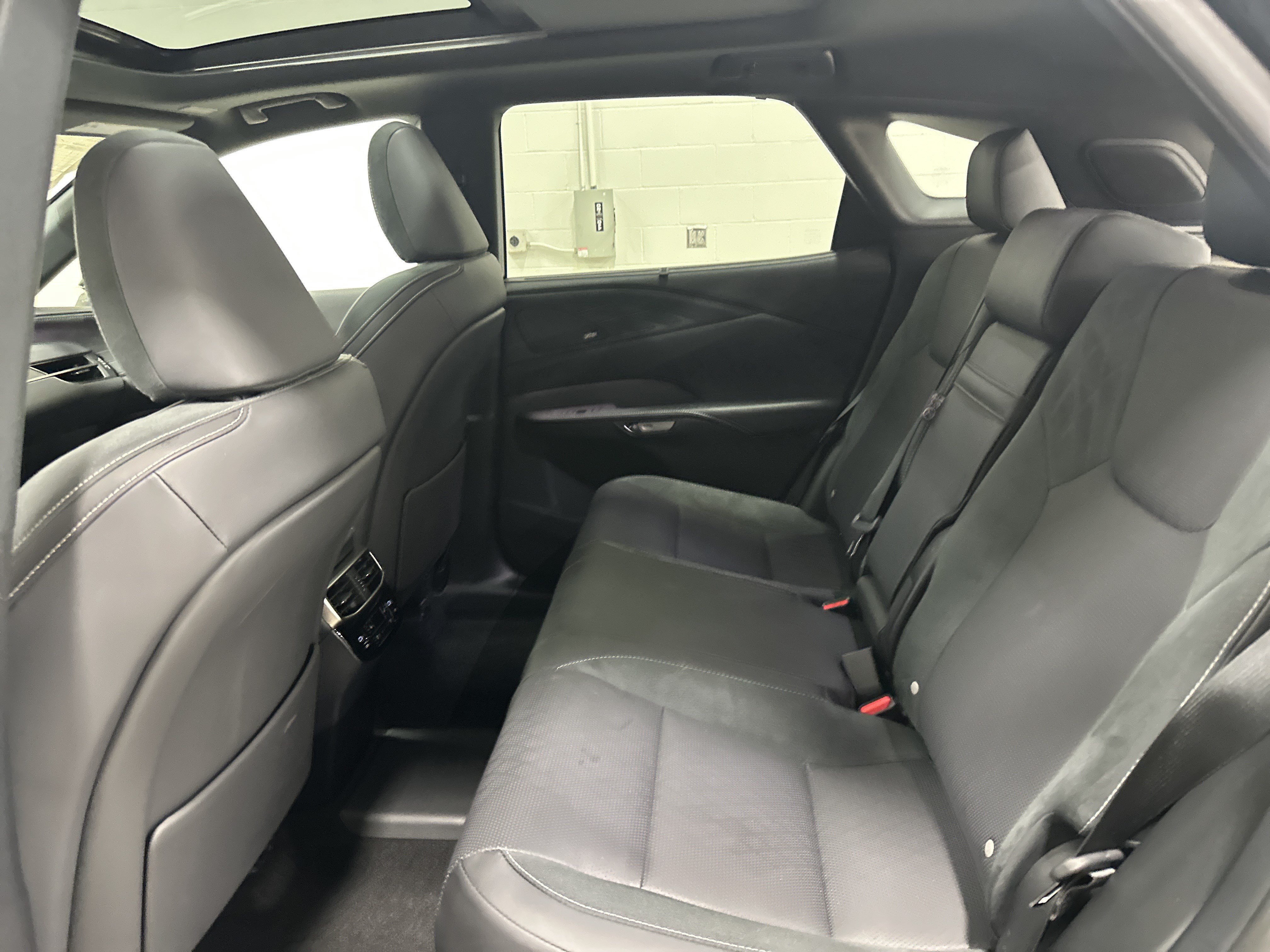 Certified 2026 Lexus RX 450h AWD w/ Convenience Package image 31