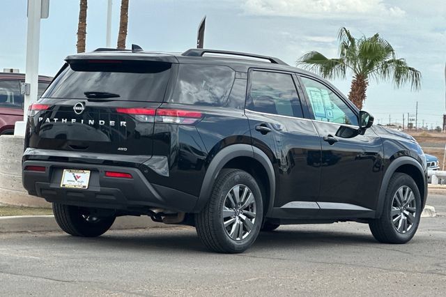 Used 2025 Nissan Pathfinder SV AWD/4WD image 3