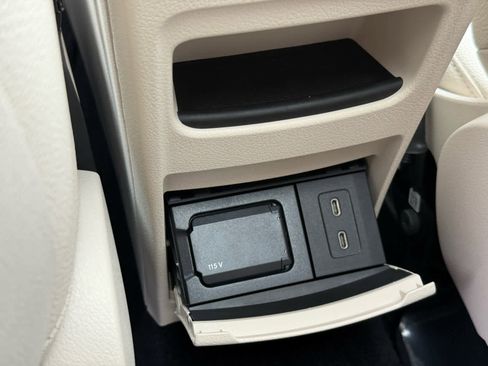 Certified 2026 Mercedes-Benz GLB 250 4MATIC image 31