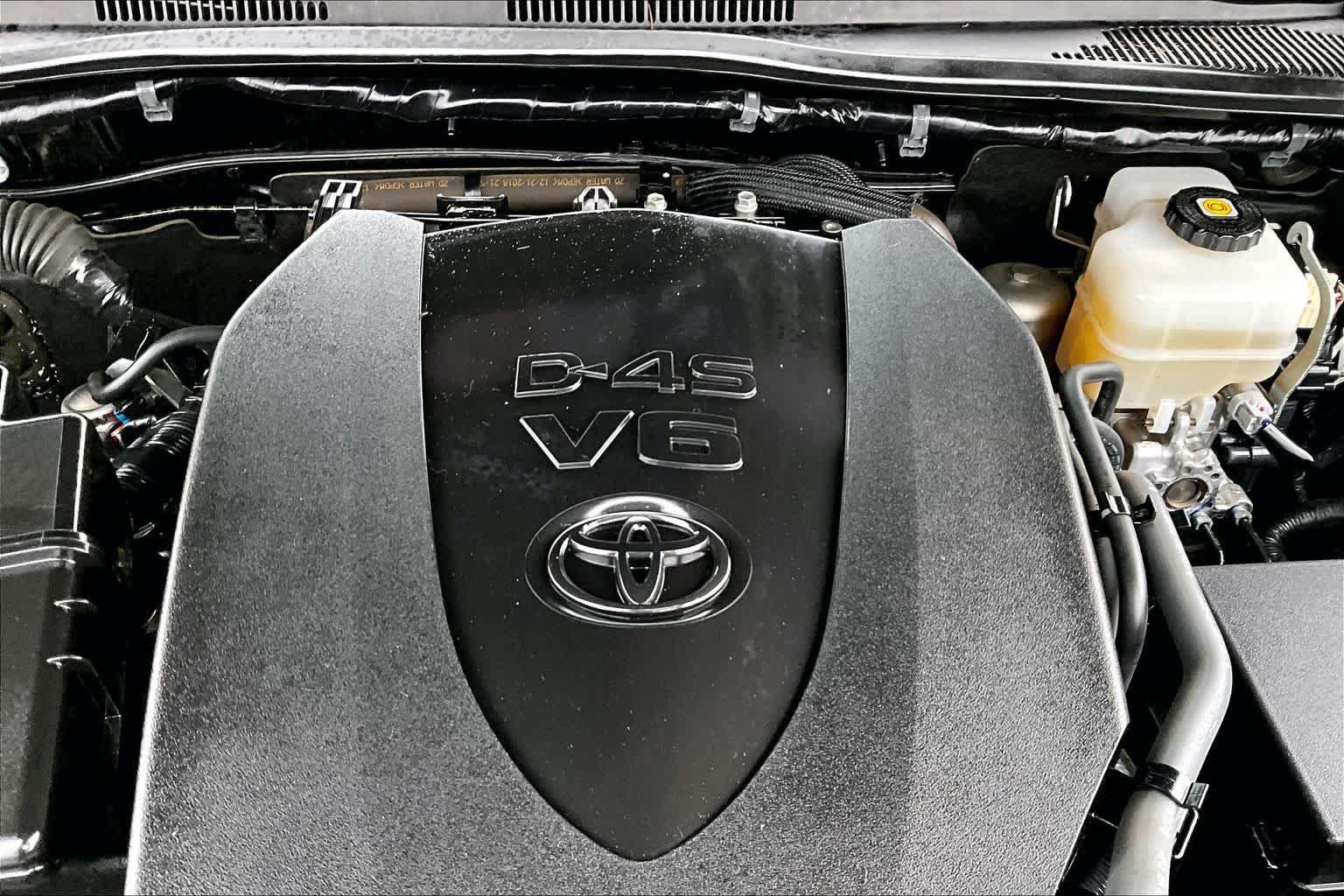 Used 2019 Toyota Tacoma TRD Off-Road AWD/4WD image 32