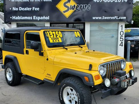 Used 2004 Jeep Wrangler 4WD image 1