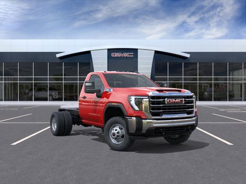 New 2025 GMC Sierra 3500 Pro w/ Convenience Package image 18