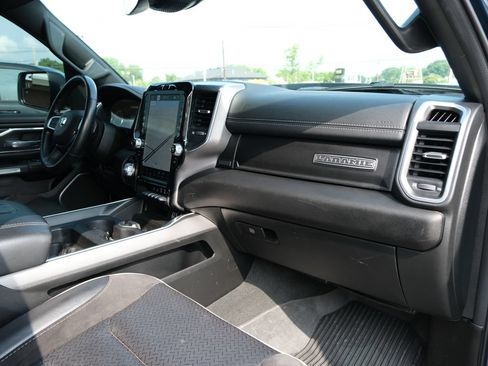 Used 2023 RAM 1500 Laramie AWD/4WD image 33
