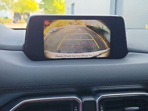 Used 2018 MAZDA CX-5 Touring w/ Preferred Equipment Package image 10