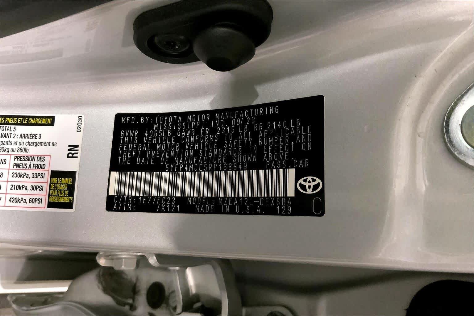 Certified 2024 Toyota Corolla SE w/ SE Premium Package FWD image 37