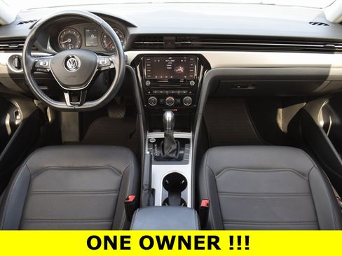 Used 2020 Volkswagen Passat 2.0T SE image 2