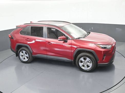 Used 2025 Toyota RAV4 XLE w/ Convenience Package FWD image 52