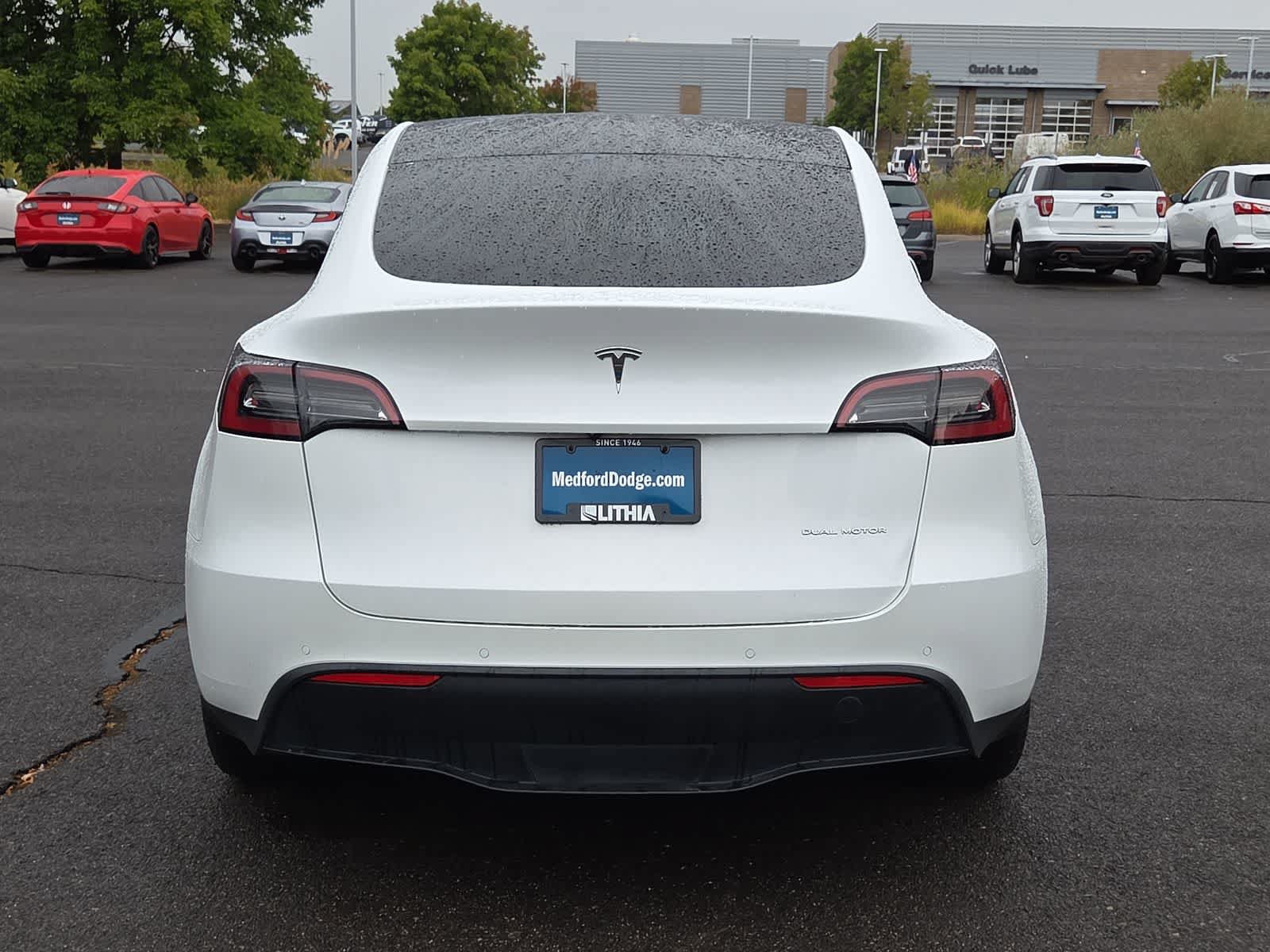 Used 2022 Tesla Model Y Long Range AWD/4WD image 13