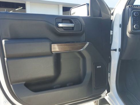 Used 2022 Chevrolet Silverado 1500 RST image 16