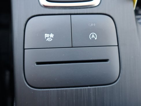 Used 2022 Ford Escape SE w/ Convenience Package image 24