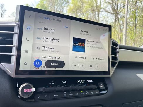 New 2026 Toyota Tundra Limited AWD/4WD image 31
