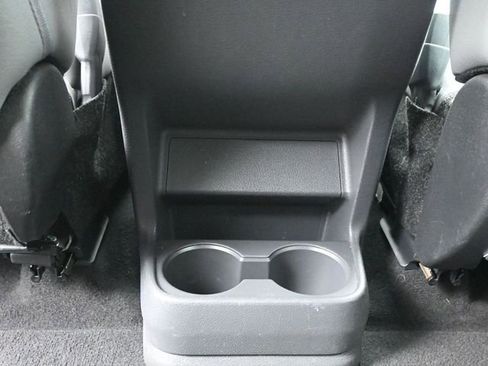 Used 2024 Toyota Sienna XLE image 28