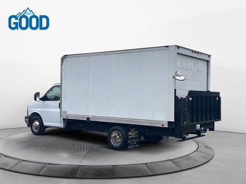 Used 2017 Chevrolet Express 3500 w/ Chrome Appearance Package image 3