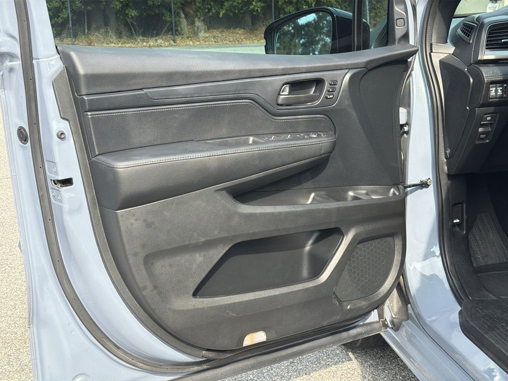 Used 2023 Honda Odyssey Sport image 30