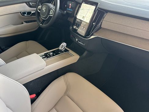 Used 2026 Volvo XC90 T8 Plus w/ Protection Package AWD/4WD image 19