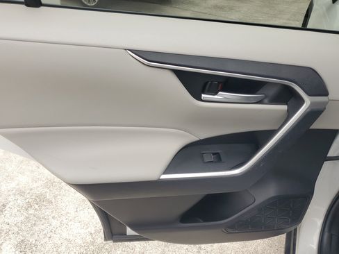 Used 2024 Toyota RAV4 XLE image 16