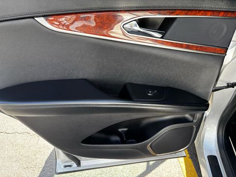 Used 2018 Lincoln MKX Reserve w/ Lincoln MKX Climate Package AWD/4WD image 22