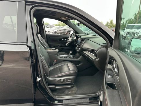 Used 2023 Chevrolet Traverse RS AWD/4WD image 30