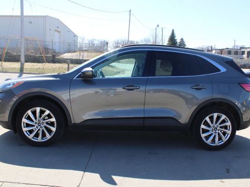 Used 2021 Ford Escape Titanium w/ Titanium Elite Package image 3