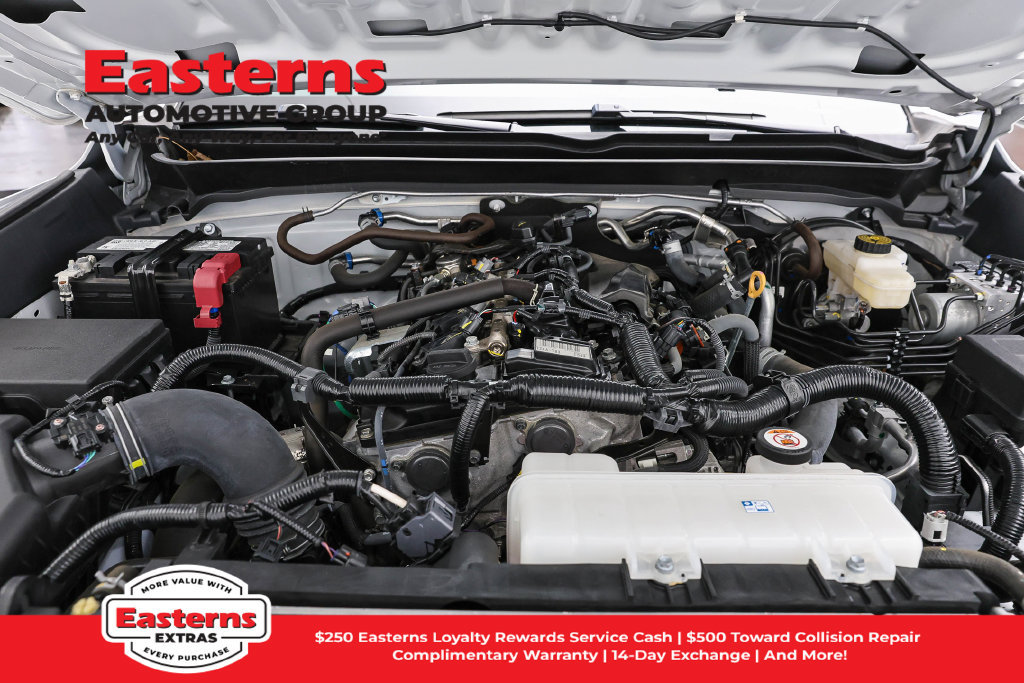 Used 2024 Toyota Tacoma SR RWD image 8