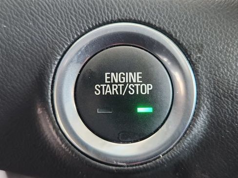 Used 2024 GMC Terrain SLE FWD image 19