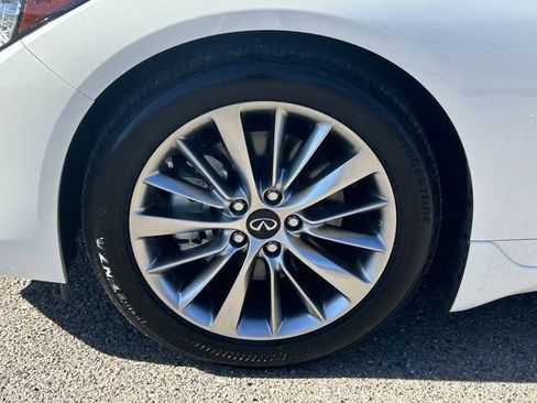 Certified 2024 INFINITI Q50 Luxe RWD image 10