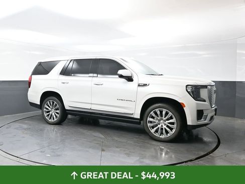 Used 2021 GMC Yukon Denali w/ Denali Premium Package image 5