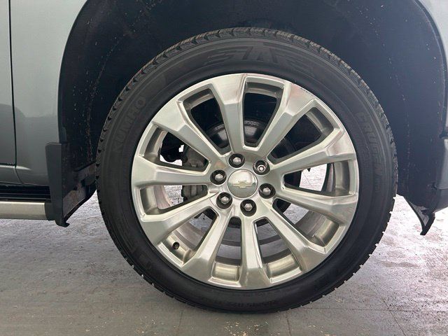 Used 2019 Chevrolet Silverado 1500 High Country AWD/4WD image 12