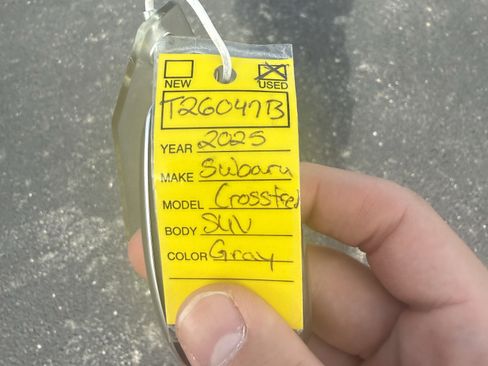 Used 2025 Subaru Crosstrek 2.0i Premium image 28