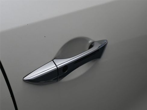 Used 2016 Acura MDX SH-AWD w/ Technology Package image 17