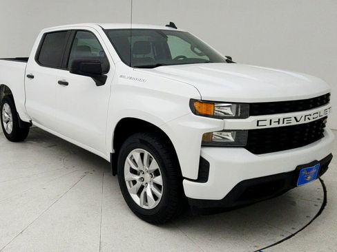 Certified 2022 Chevrolet Silverado 1500 Custom RWD image 1