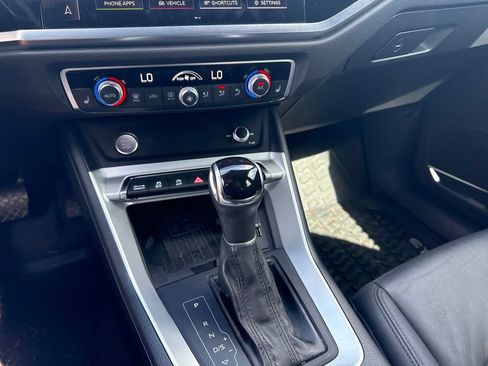 Used 2020 Audi Q3 2.0T Prestige AWD/4WD image 17